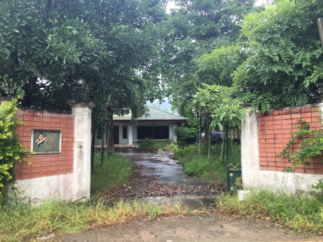 6 Bedroom House For Sale in Saraphi, Saraphi, Chiang Mai - Image 3