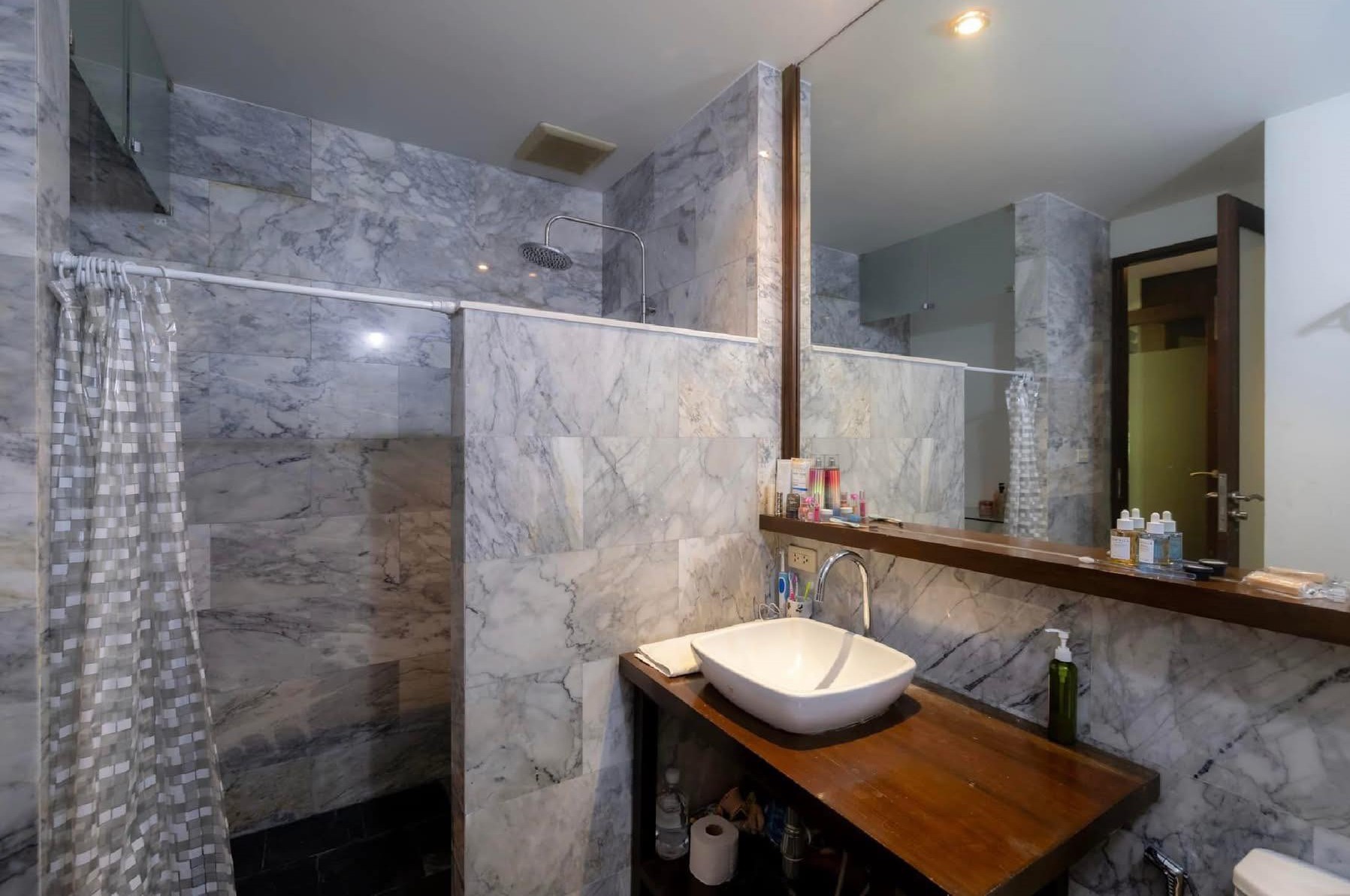 6 Bedroom House For Sale in Pa Daet, Mueang Chiang Mai, Chiang Mai - Image 14