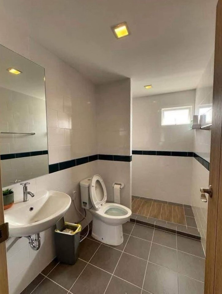 3 Bedroom House For Rent in Bang Chalong, Bang Phli, Samut Prakan - Image 8