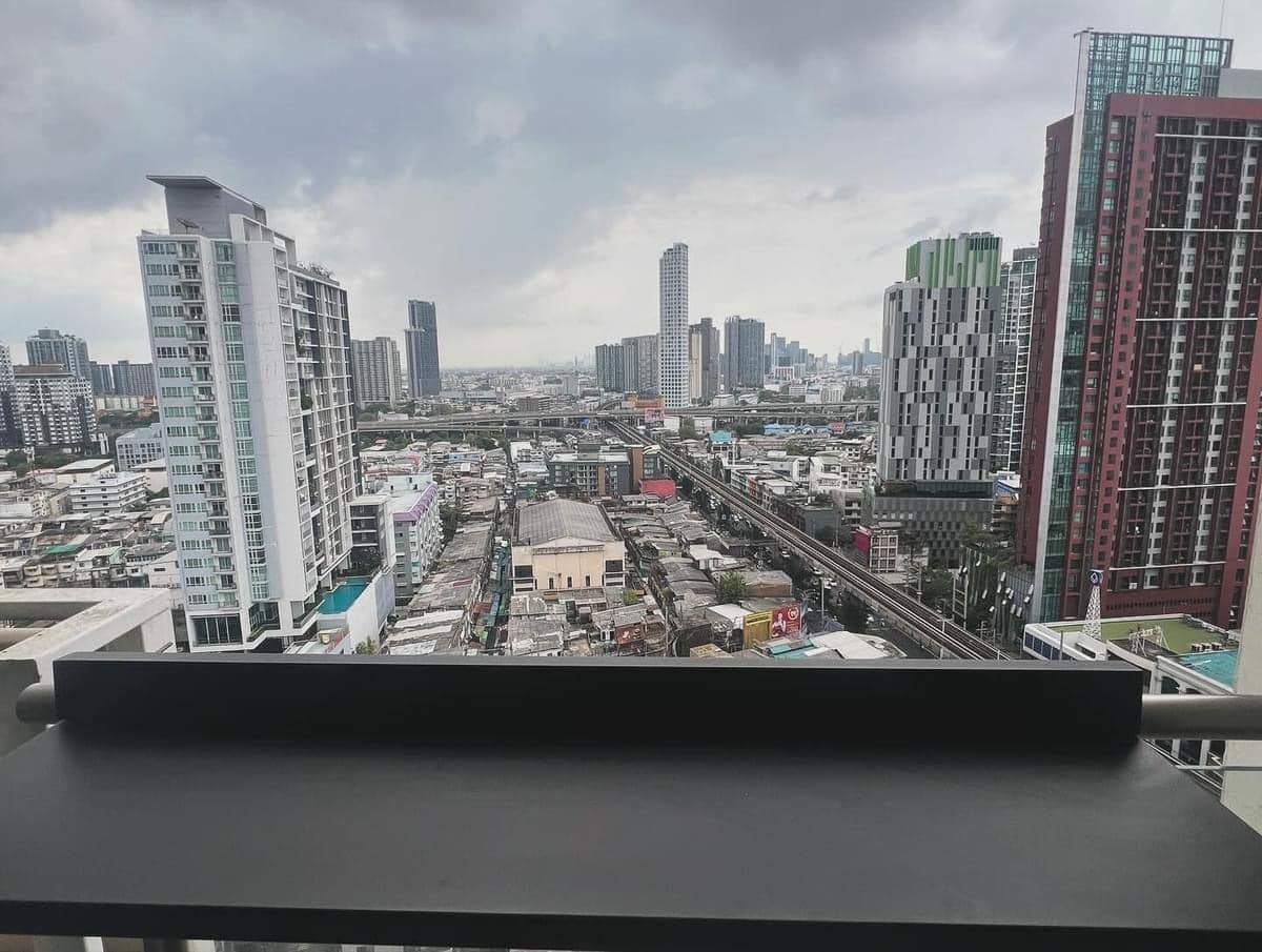 Skywalk Condominium - Image 8