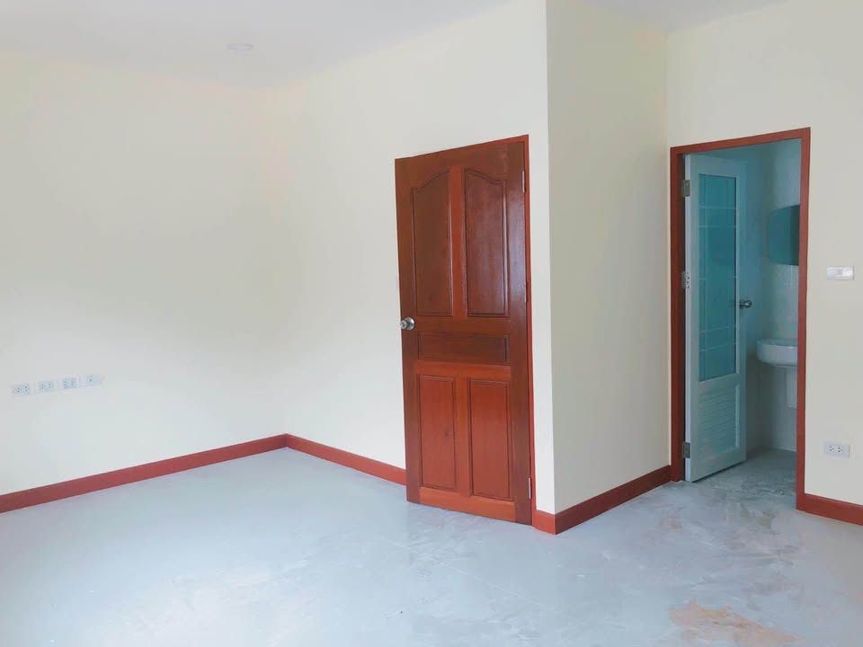 3 Bedroom Townhouse For Sale in Tha Sala, Mueang Chiang Mai, Chiang Mai - Image 4