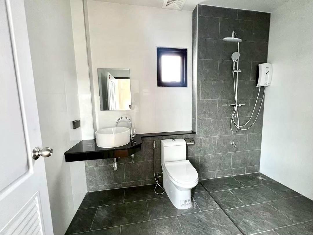 3 Bedroom House For Rent in Pa Daet, Mueang Chiang Mai, Chiang Mai - Image 10