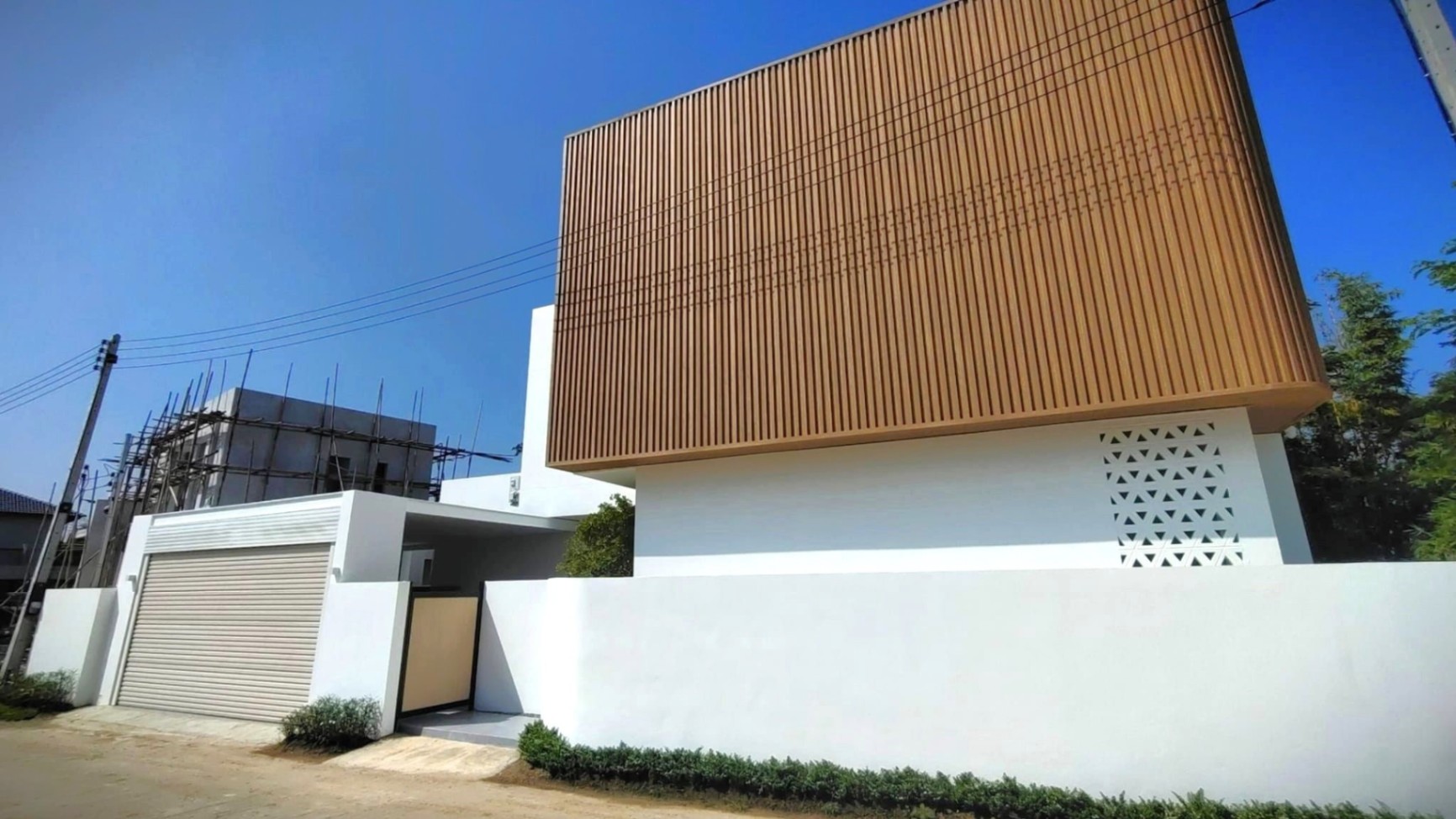 3 Bedroom House For Sale in Ton Pao, San Kamphaeng, Chiang Mai - Image 12