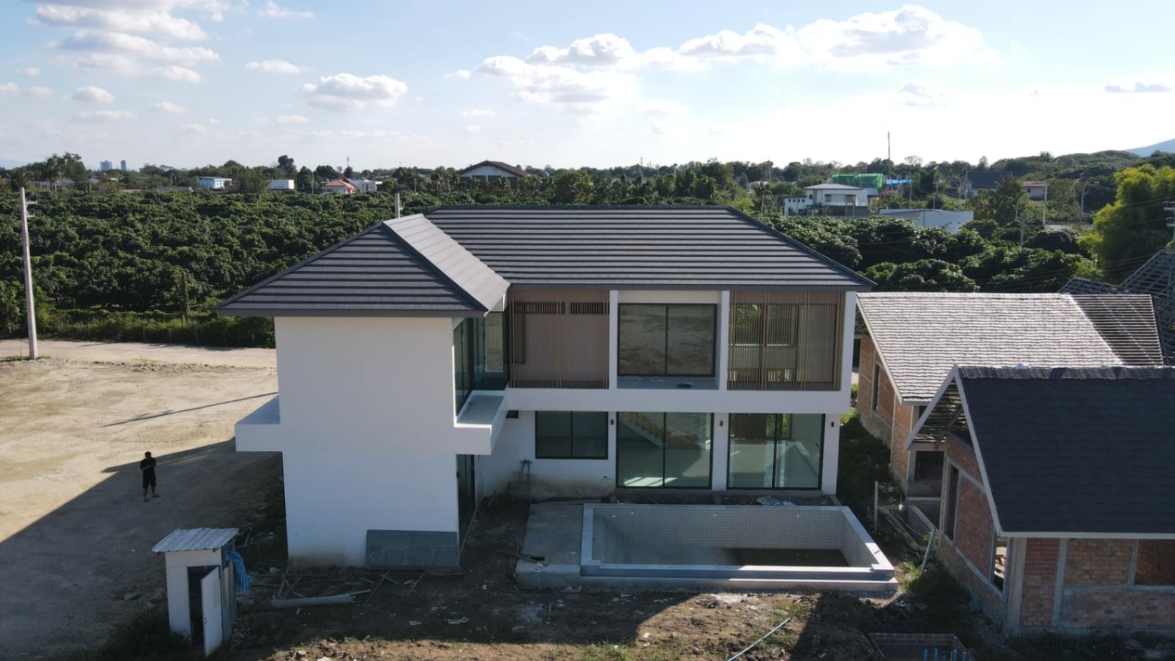 4 Bedroom House For Sale in San Phisuea, Mueang Chiang Mai, Chiang Mai - Image 4