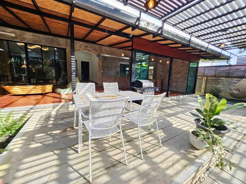 4 卧室 独立房屋  在  - Image 4