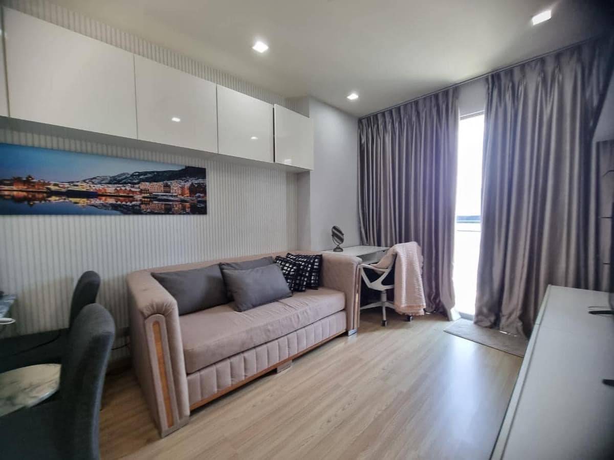 Skywalk Condominium - Image 2