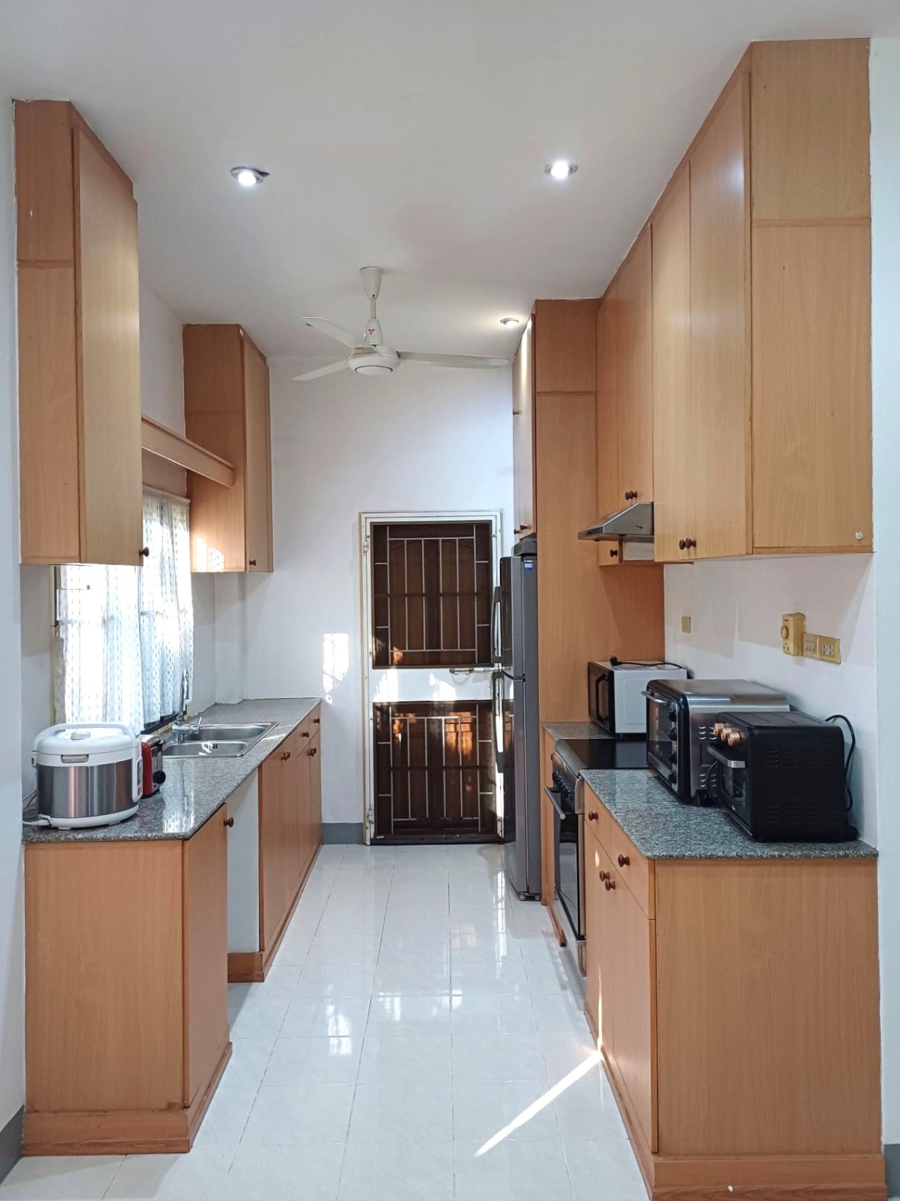 The Resort Condominium - Image 5