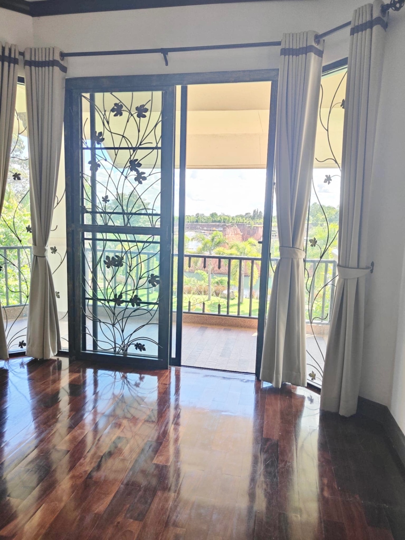 3 Bedroom House For Sale in Nam Phrae, Hang Dong, Chiang Mai - Image 16