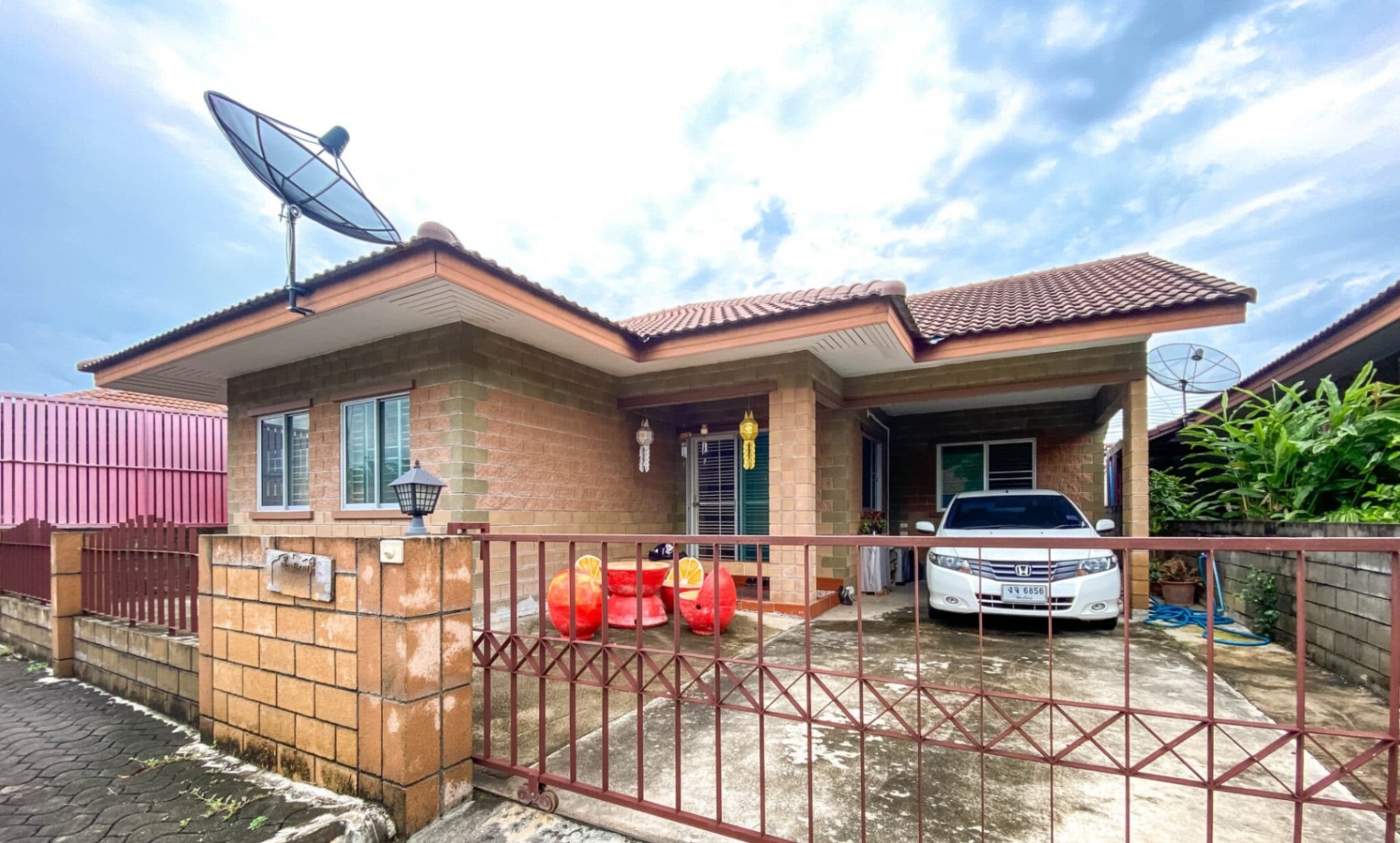 Sirin Home 3 - Image 1