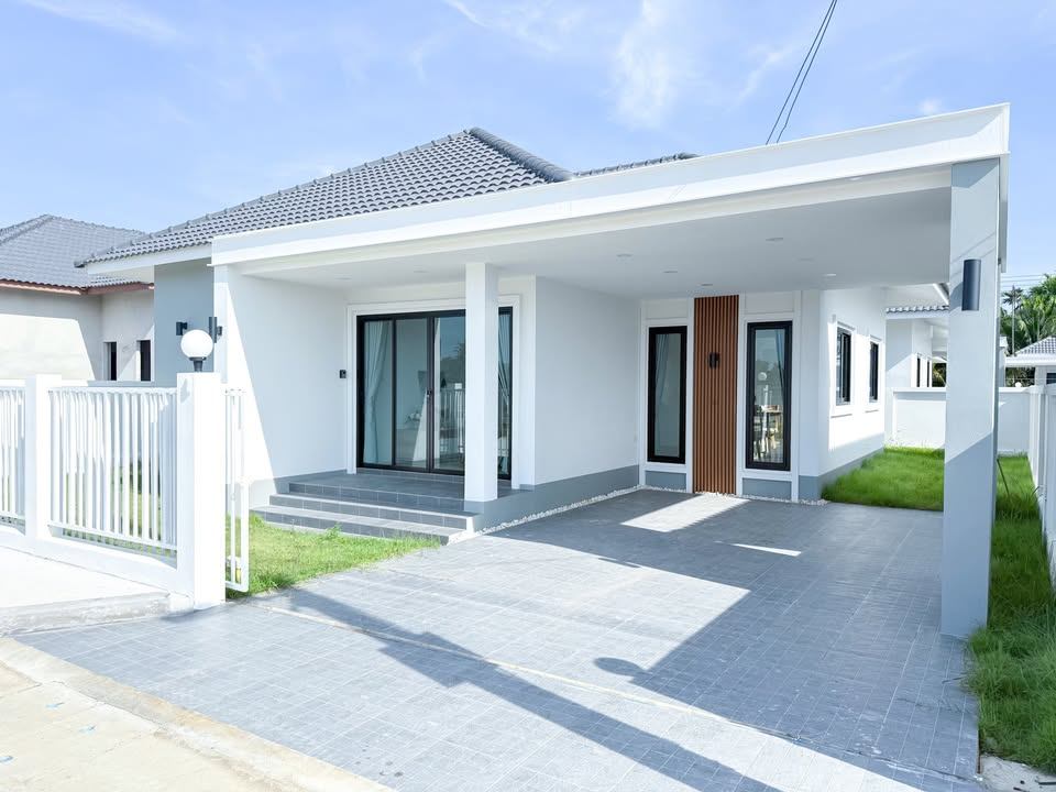 3 Bedroom House For Sale in San Sai Luang, San Sai, Chiang Mai - Image 1