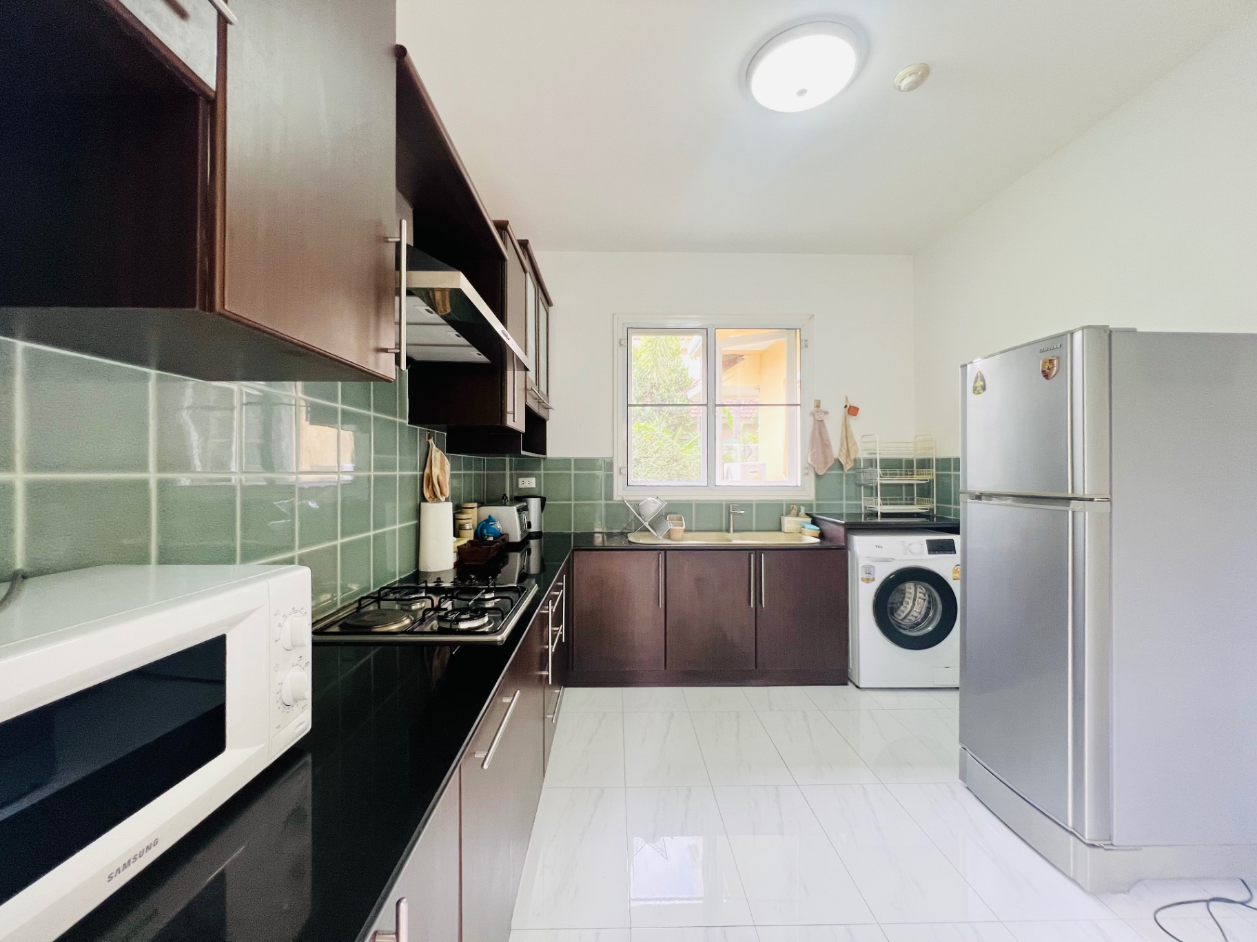 Home in Park - Image 9