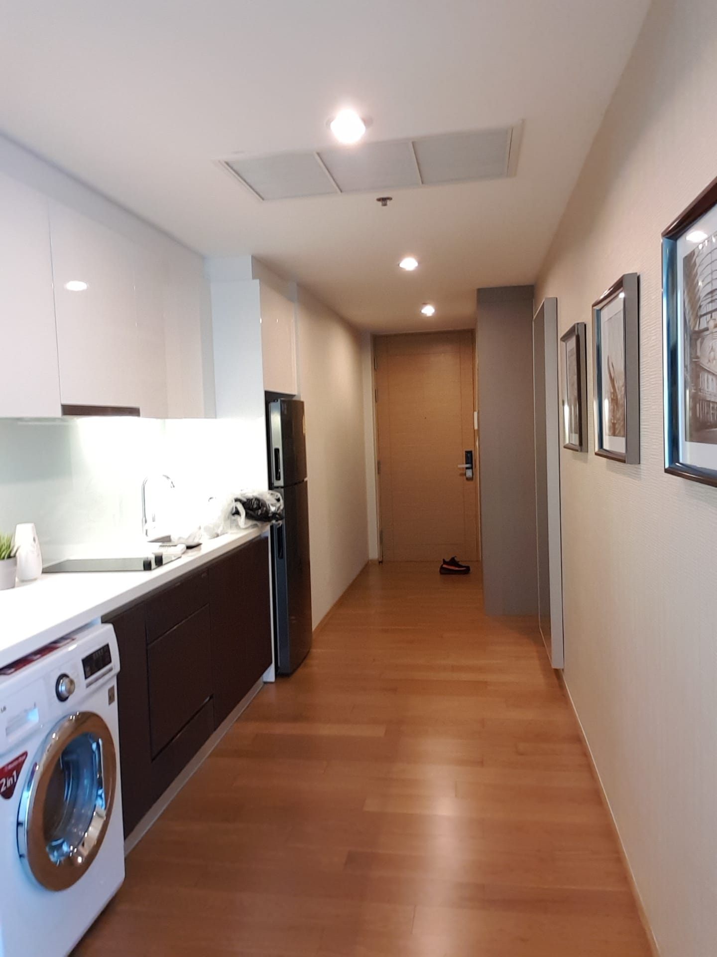 1 Bedroom Condo For Sale in Chong Nonsi, Yan Nawa, Bangkok - Image 9