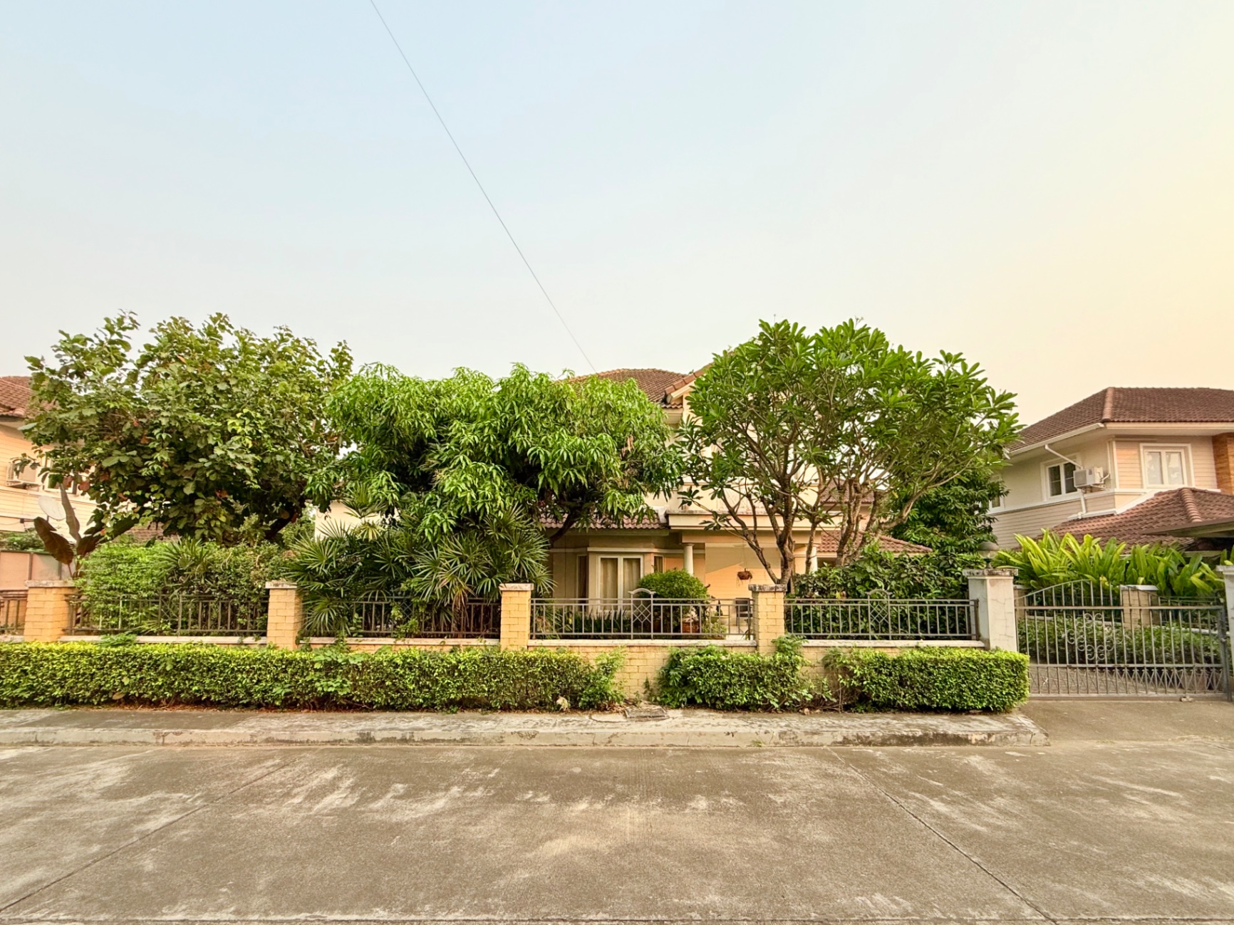 Home in Park - Image 54