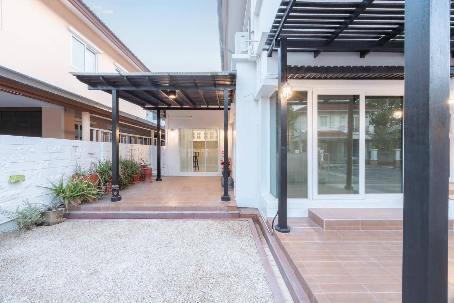 Vararom Premium Kaew Nawarat - Image 25
