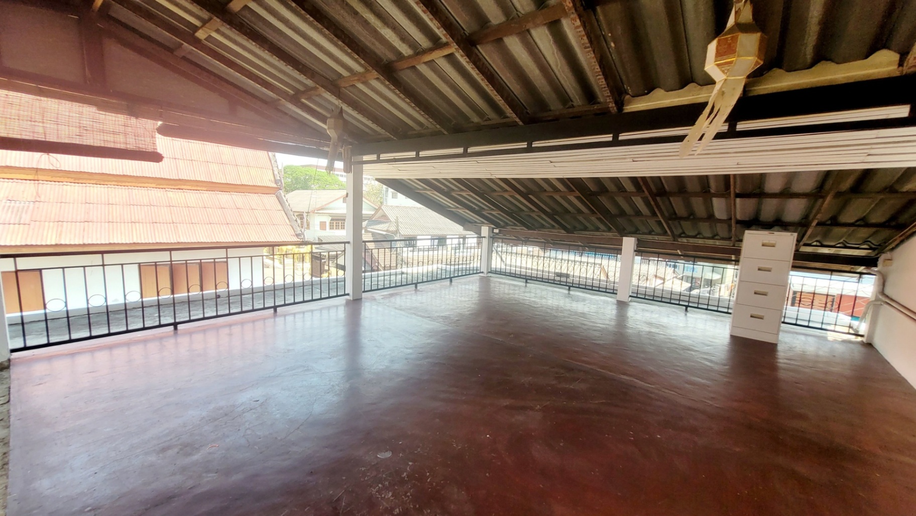 5 Bedroom House For Rent in Si Phum, Mueang Chiang Mai, Chiang Mai - Image 5