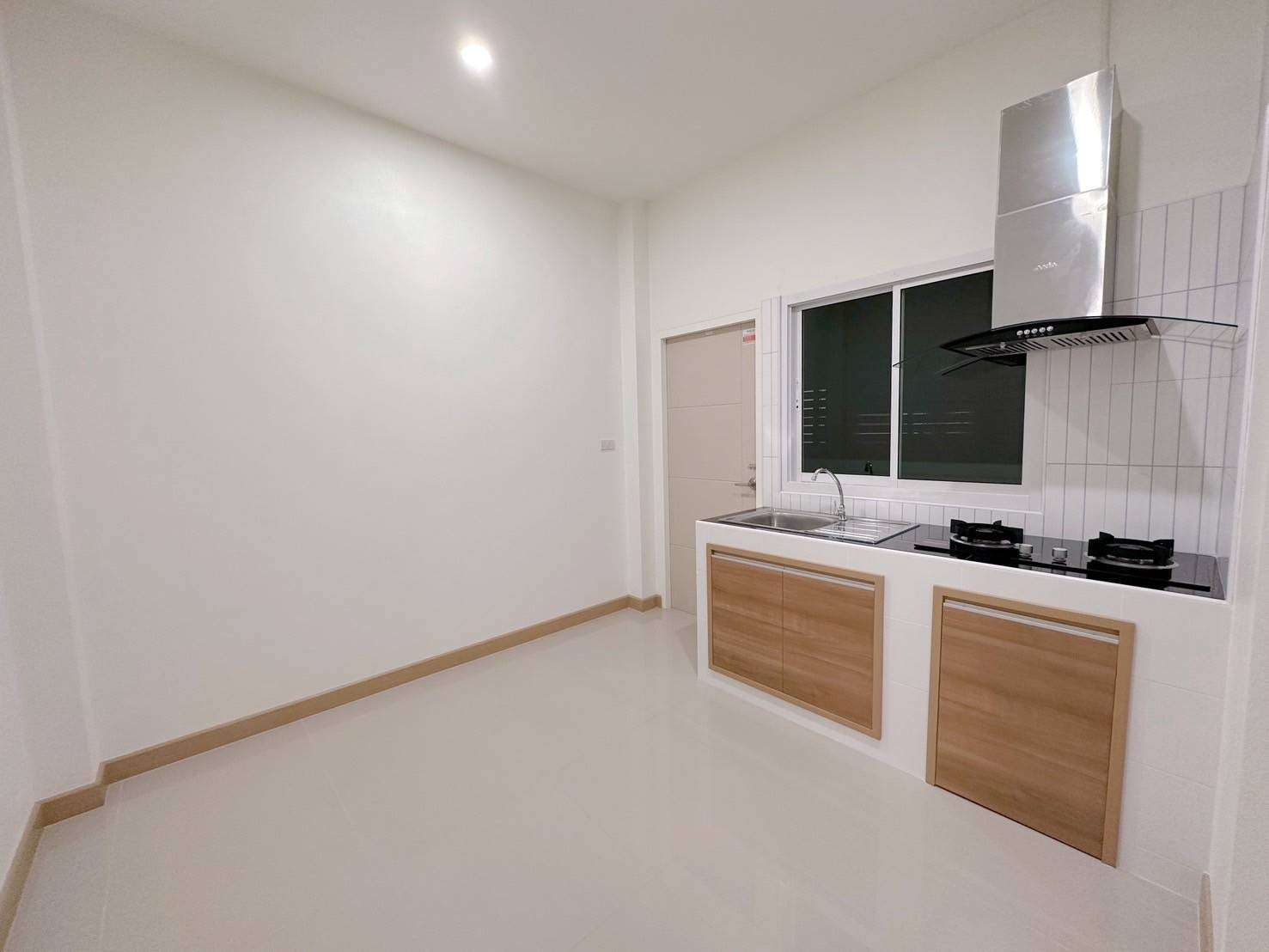 3 Bedroom House For Sale in San Na Meng, San Sai, Chiang Mai - Image 3