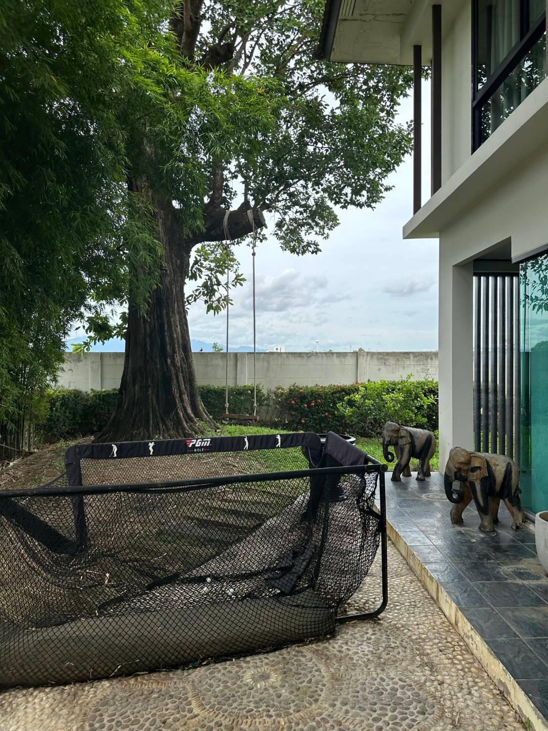 Ploenchit Collina - Image 10