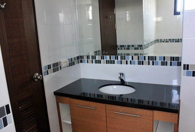 Jigsaw Condo - Image 8