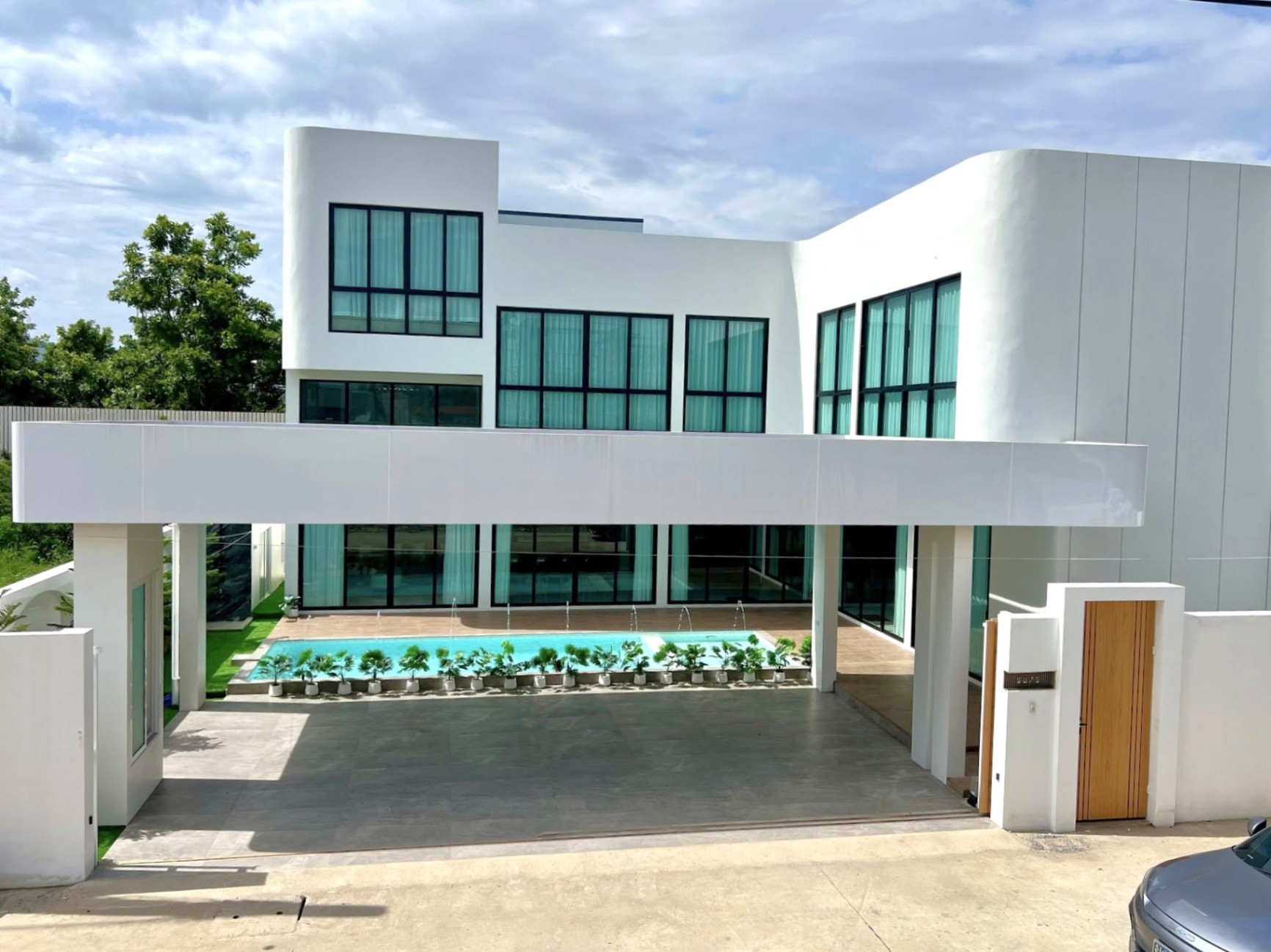 7 Bedroom House For Sale in Mae Hia, Mueang Chiang Mai, Chiang Mai - Image 2