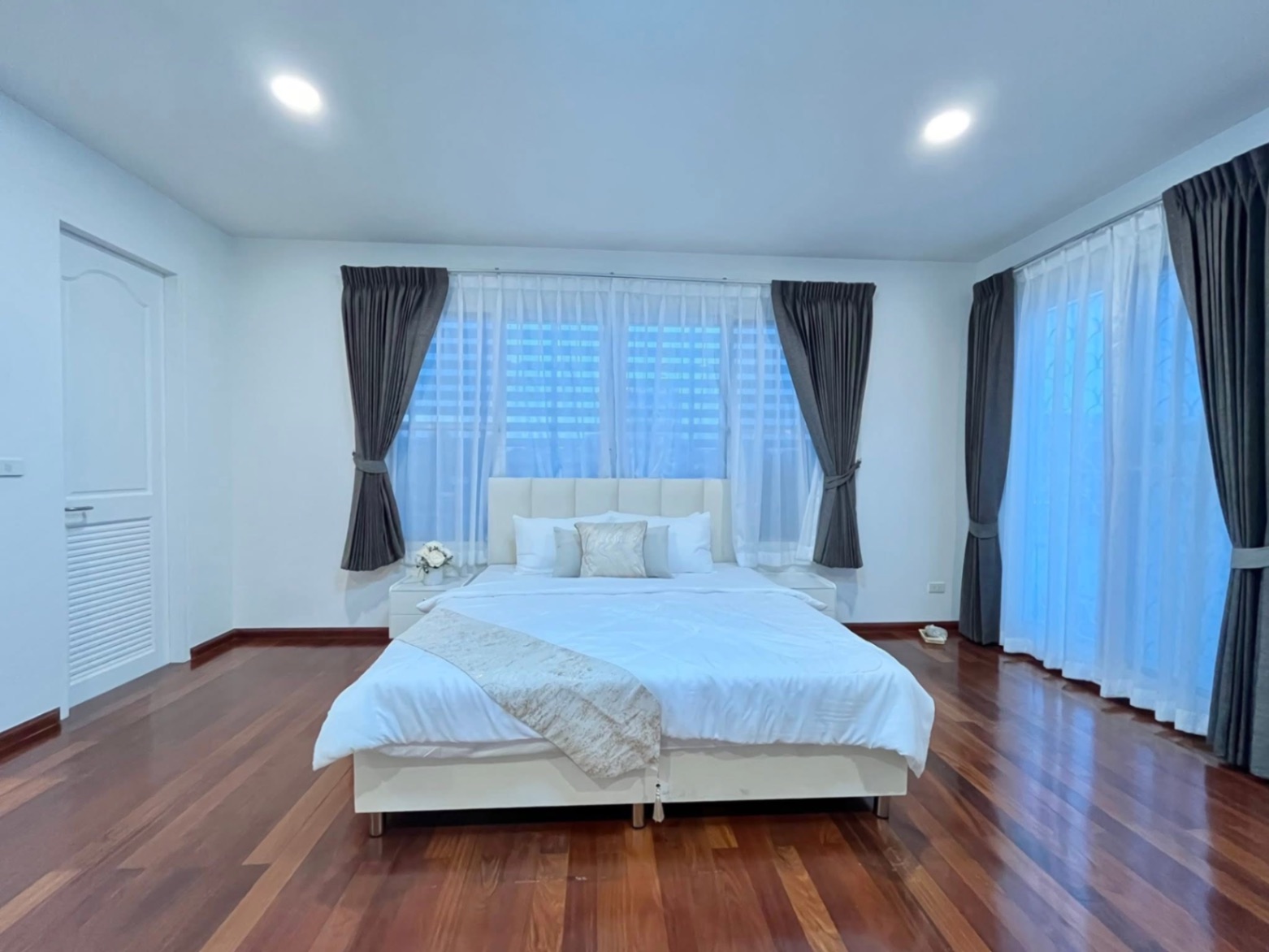 5 Bedroom House For Rent in Din Daeng, Din Daeng, Bangkok - Image 24