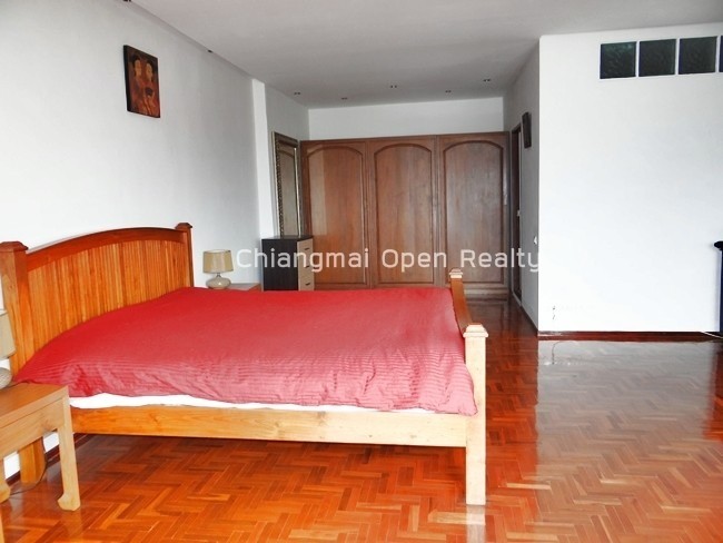 Riverside Condo - Image 7