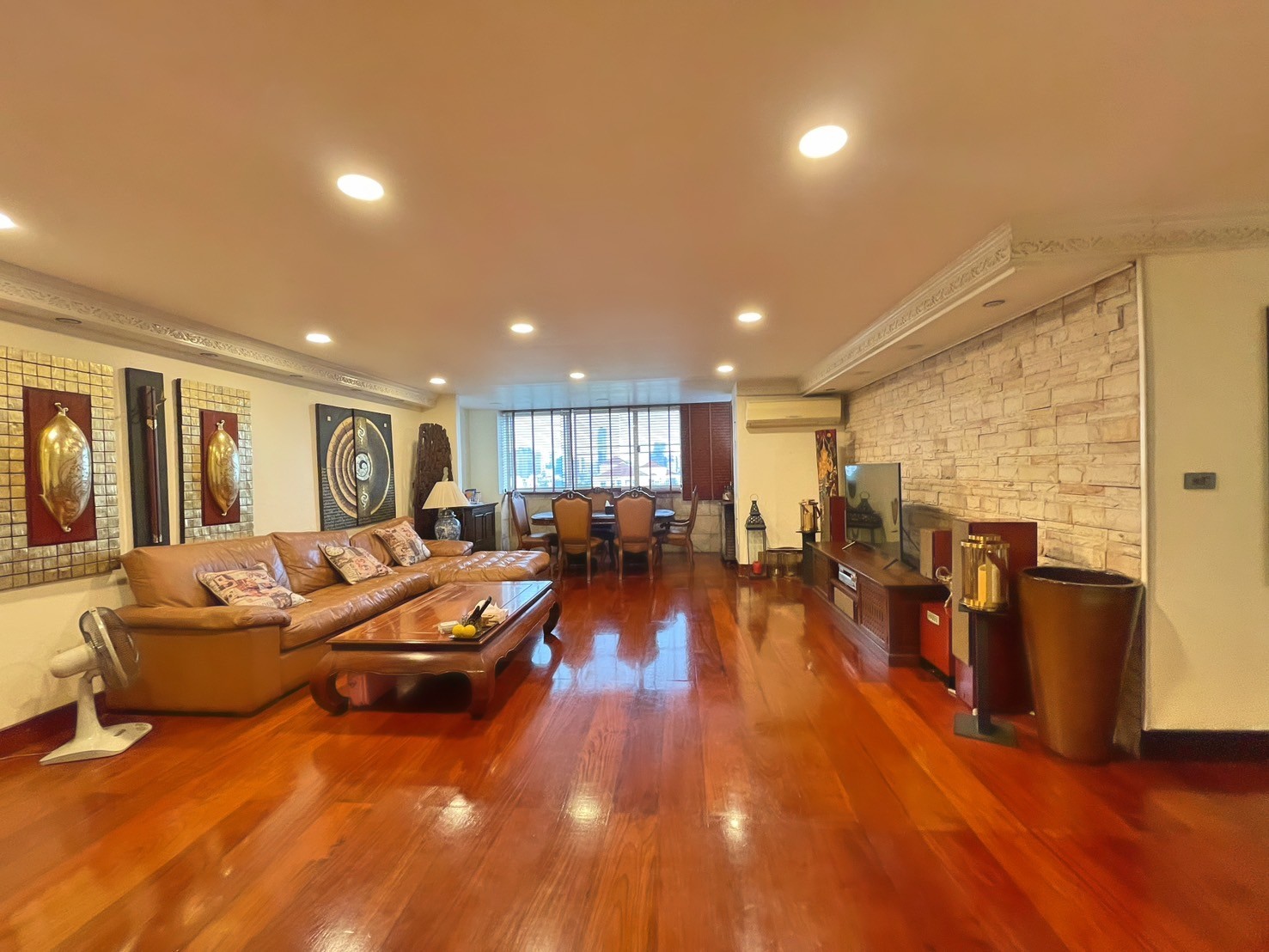 2 Bedroom Condo For Sale in Khlong Tan Nuea, Vadhana, Bangkok - Image 1