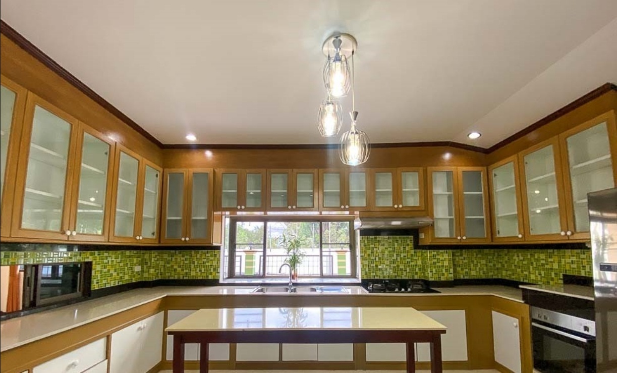 5 Bedroom House For Sale in San Phisuea, Mueang Chiang Mai, Chiang Mai - Image 11