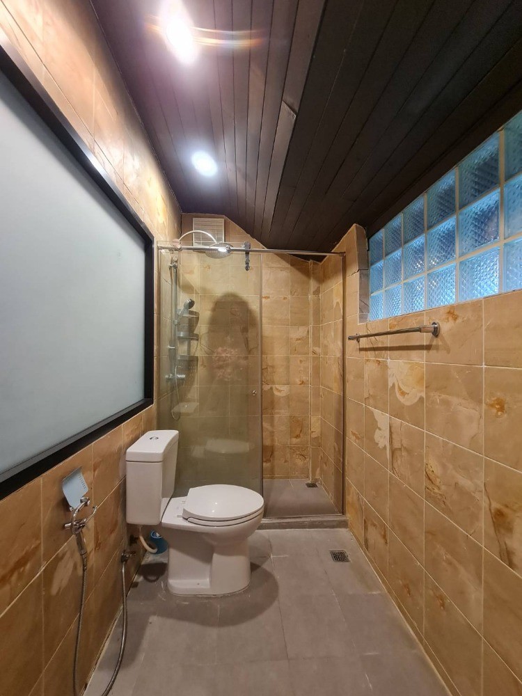 4 ห้องนอน บ้านเดี่ยว สำหรับเช่า ใน บางแก้ว, บางพลี, สมุทรปราการ - Image 11