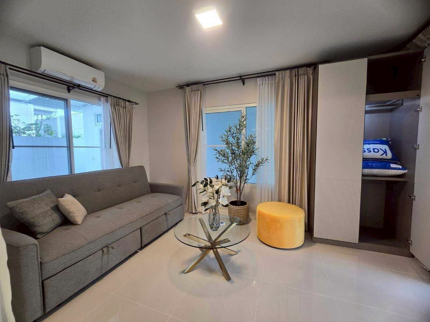 4 ห้องนอน บ้านเดี่ยว สำหรับเช่า ใน บางแก้ว, บางพลี, สมุทรปราการ - Image 2