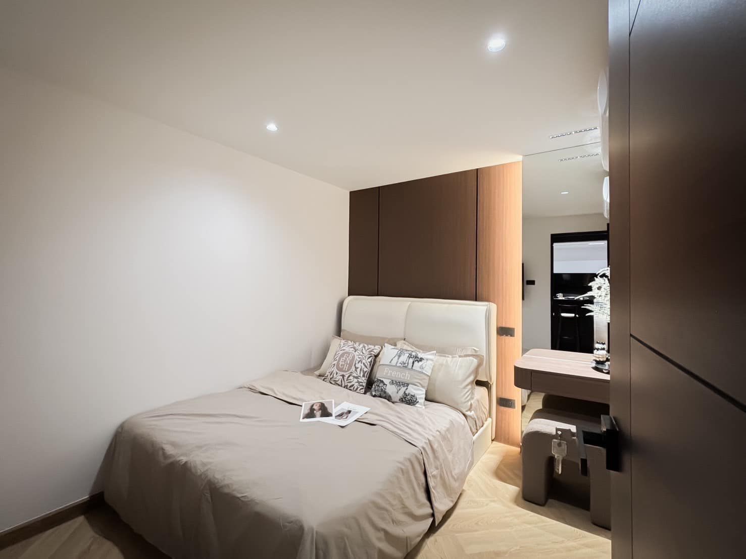103 Condominium 2 (Soi 12) - Image 3