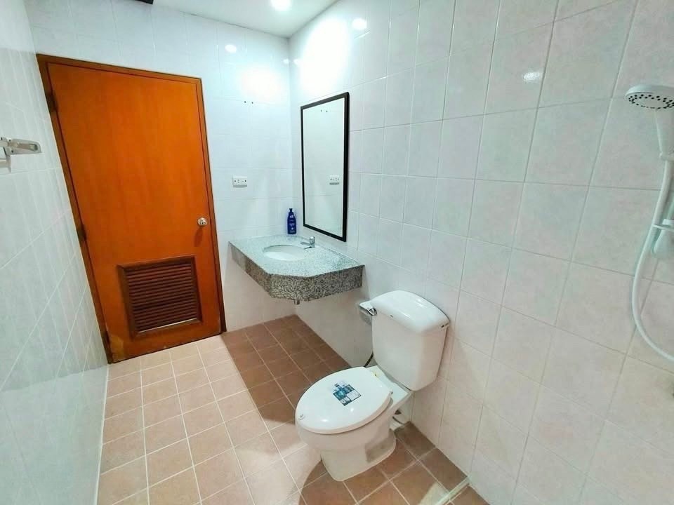 3 卧室 独立房屋 出租 在  - Image 9
