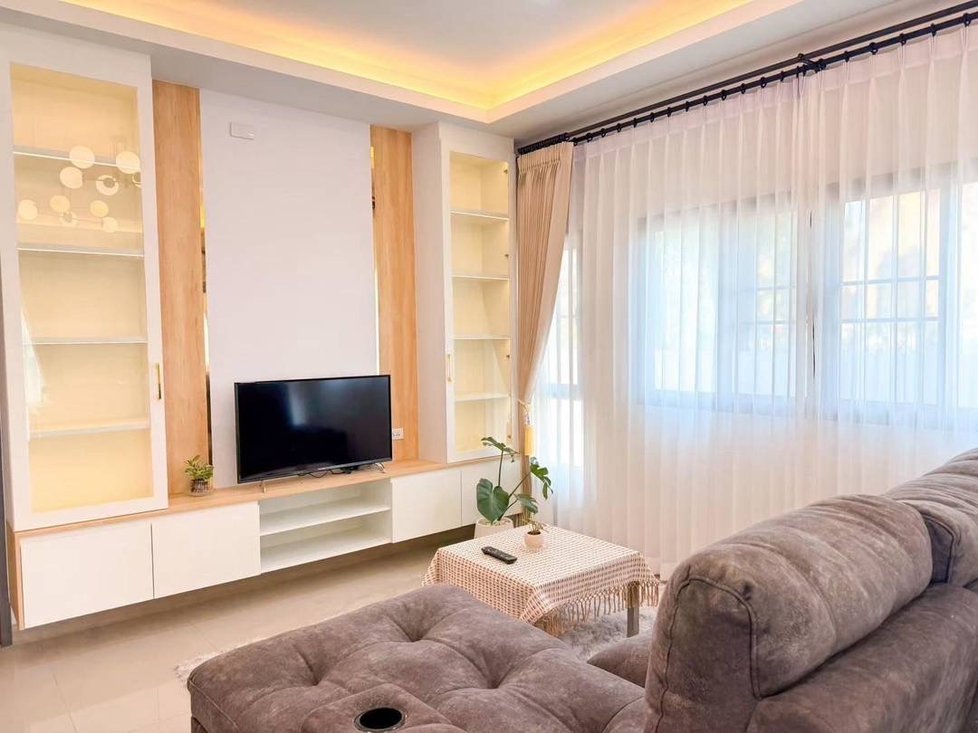 3 Bedroom House For Rent in Pa Daet, Mueang Chiang Mai, Chiang Mai - Image 5