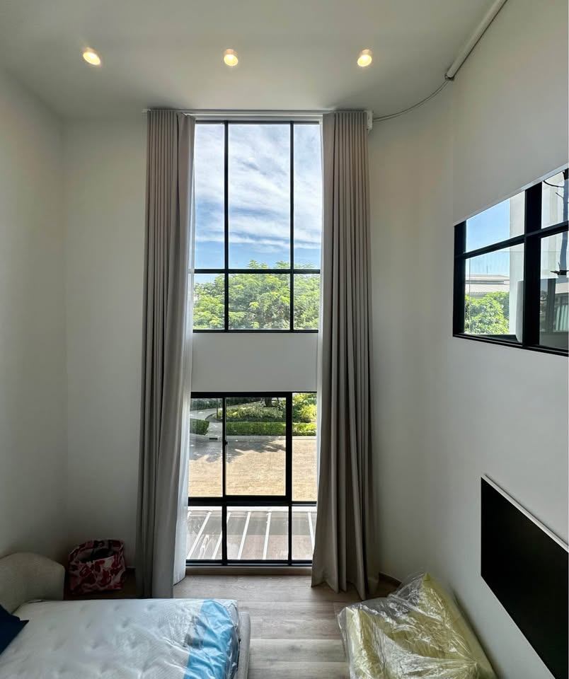 3 Bedroom Townhouse For Sale in Bang Phongphang, Yan Nawa, Bangkok - Image 4