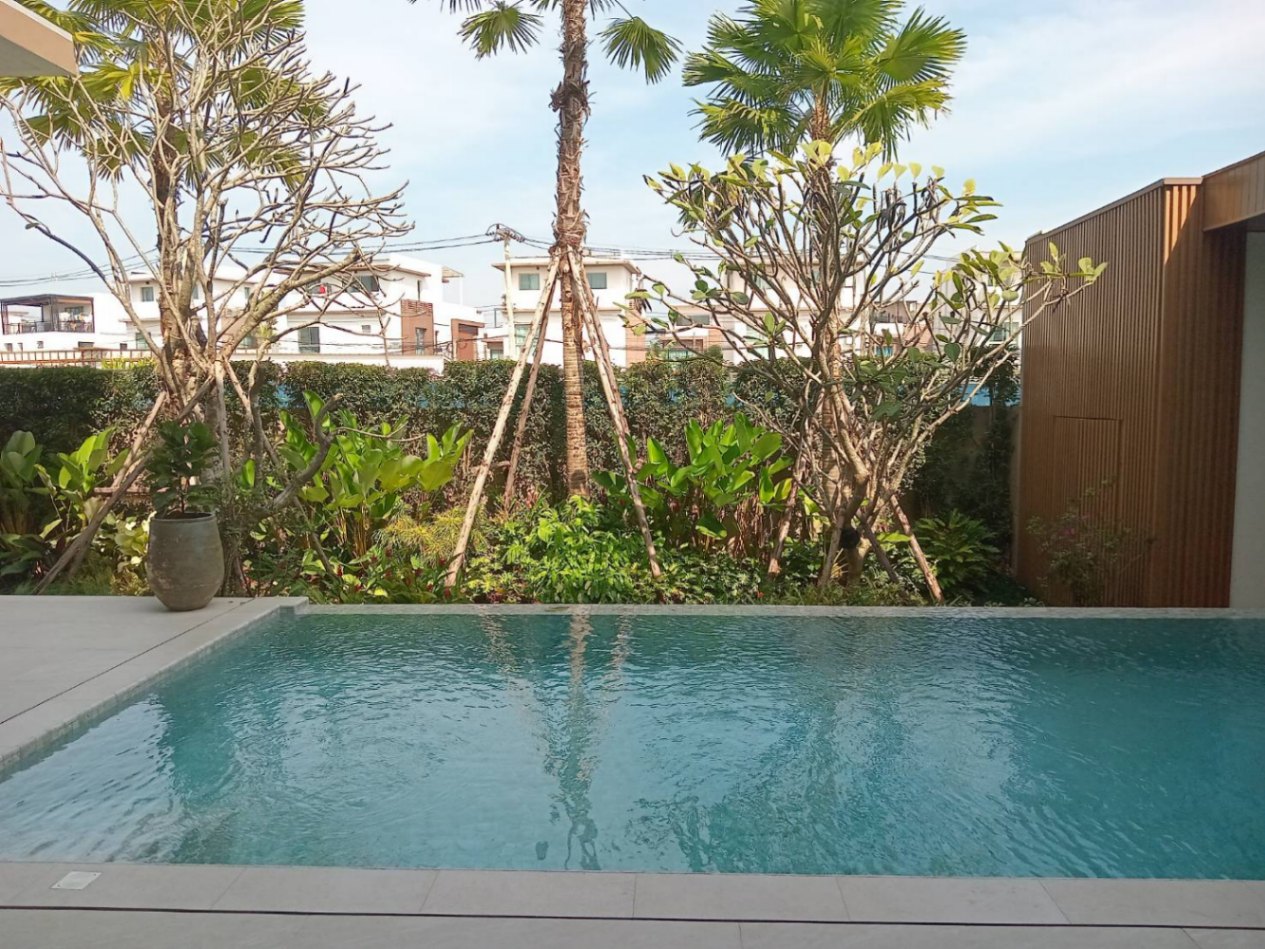 Rochalia Resort Villas - Image 1