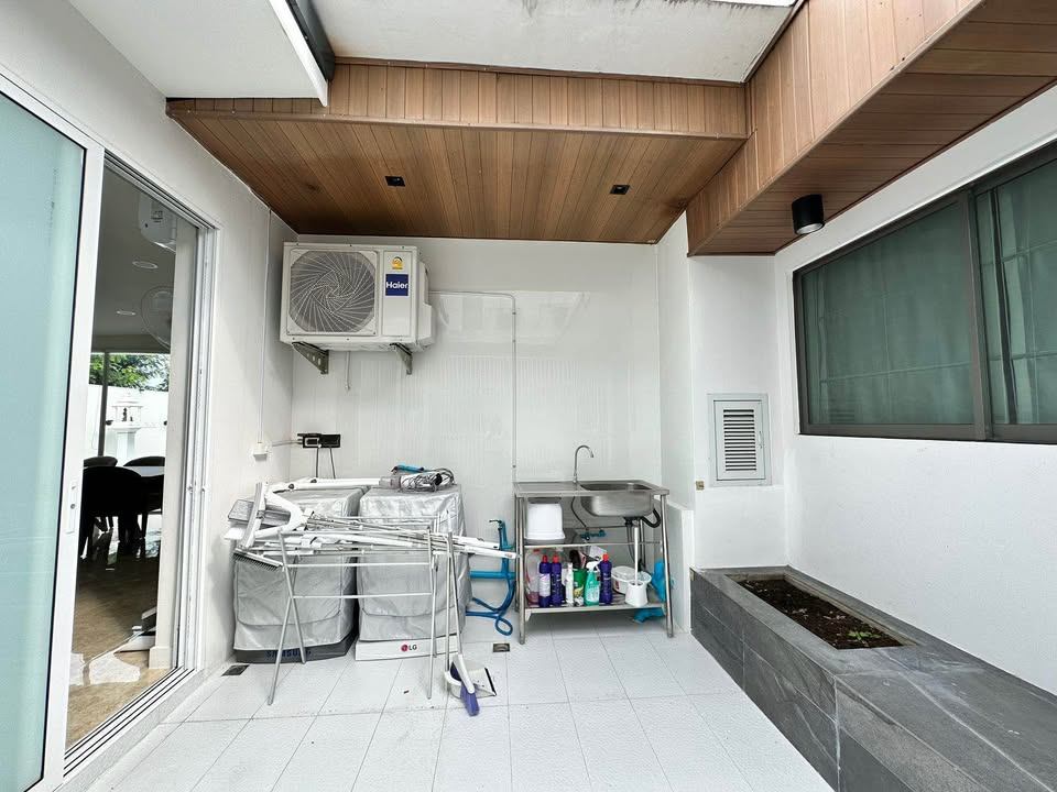 5 Bedroom House For Rent in San Phak Wan, Hang Dong, Chiang Mai - Image 20