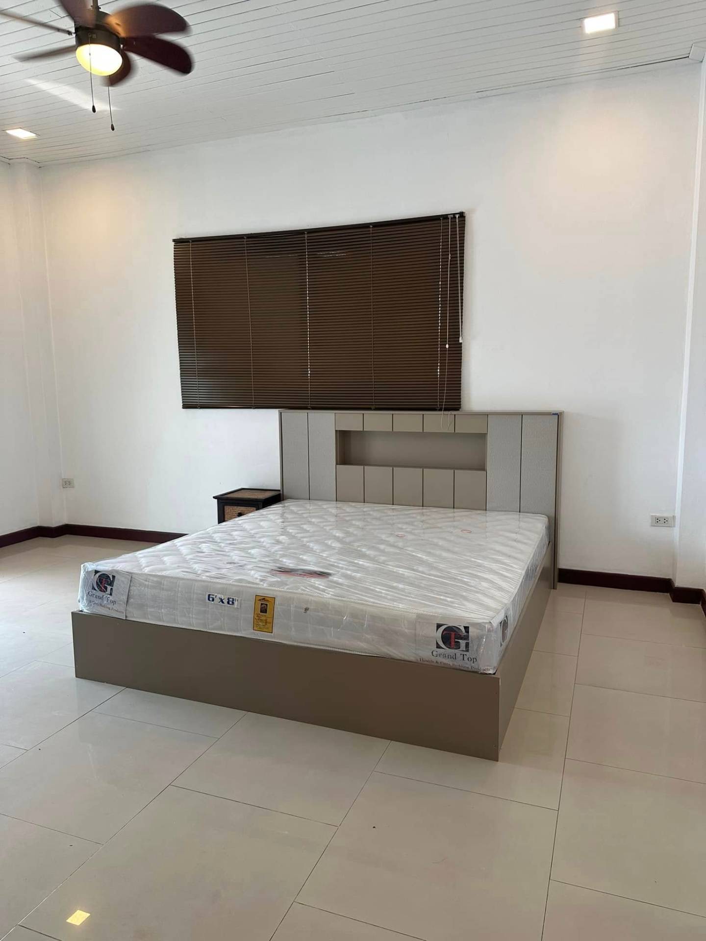 2 Bedroom House For Sale in San Phak Wan, Hang Dong, Chiang Mai - Image 6