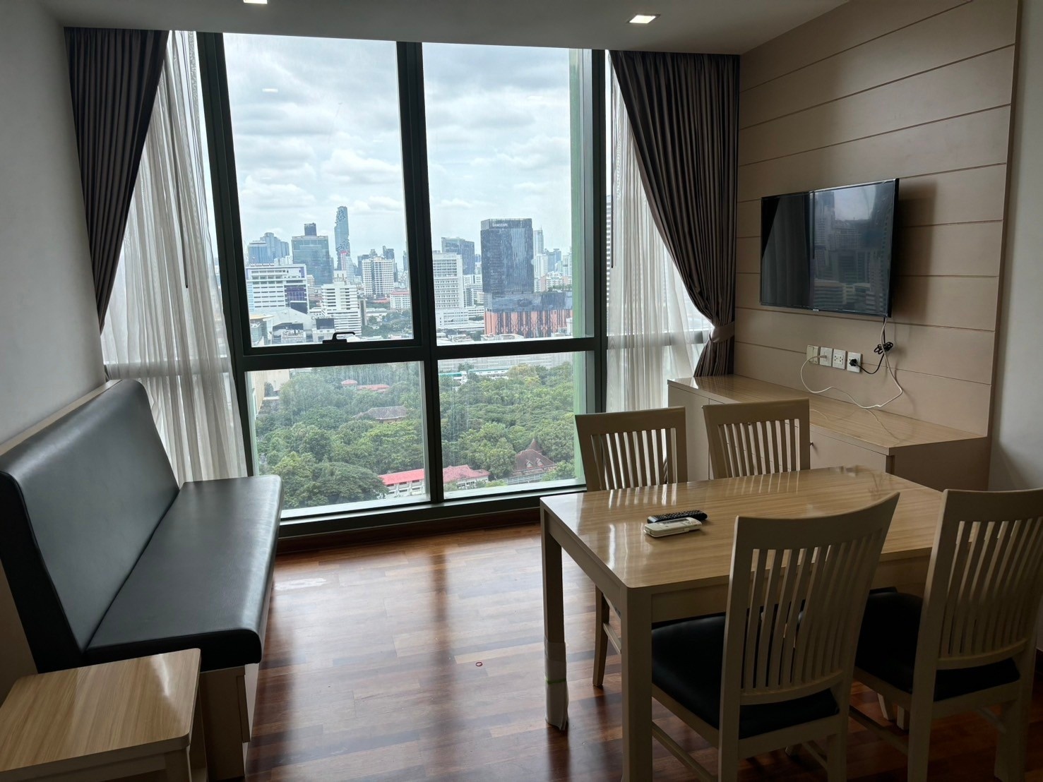 WISH Signature Midtown Siam - Image 1