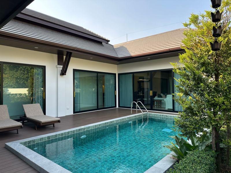 World Club Land - Image 1