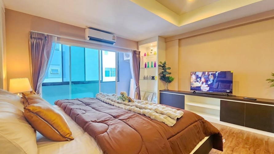 Seven Star Condo - Image 4