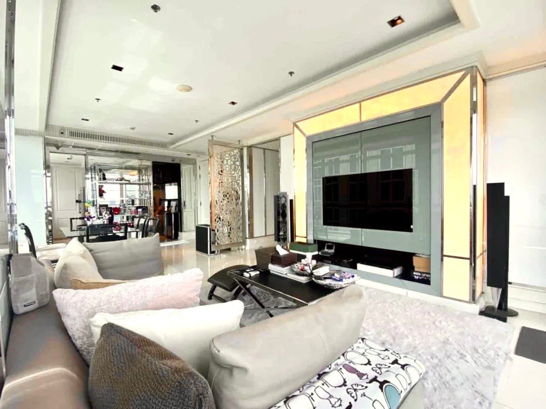 Athenee Residence - Image 1