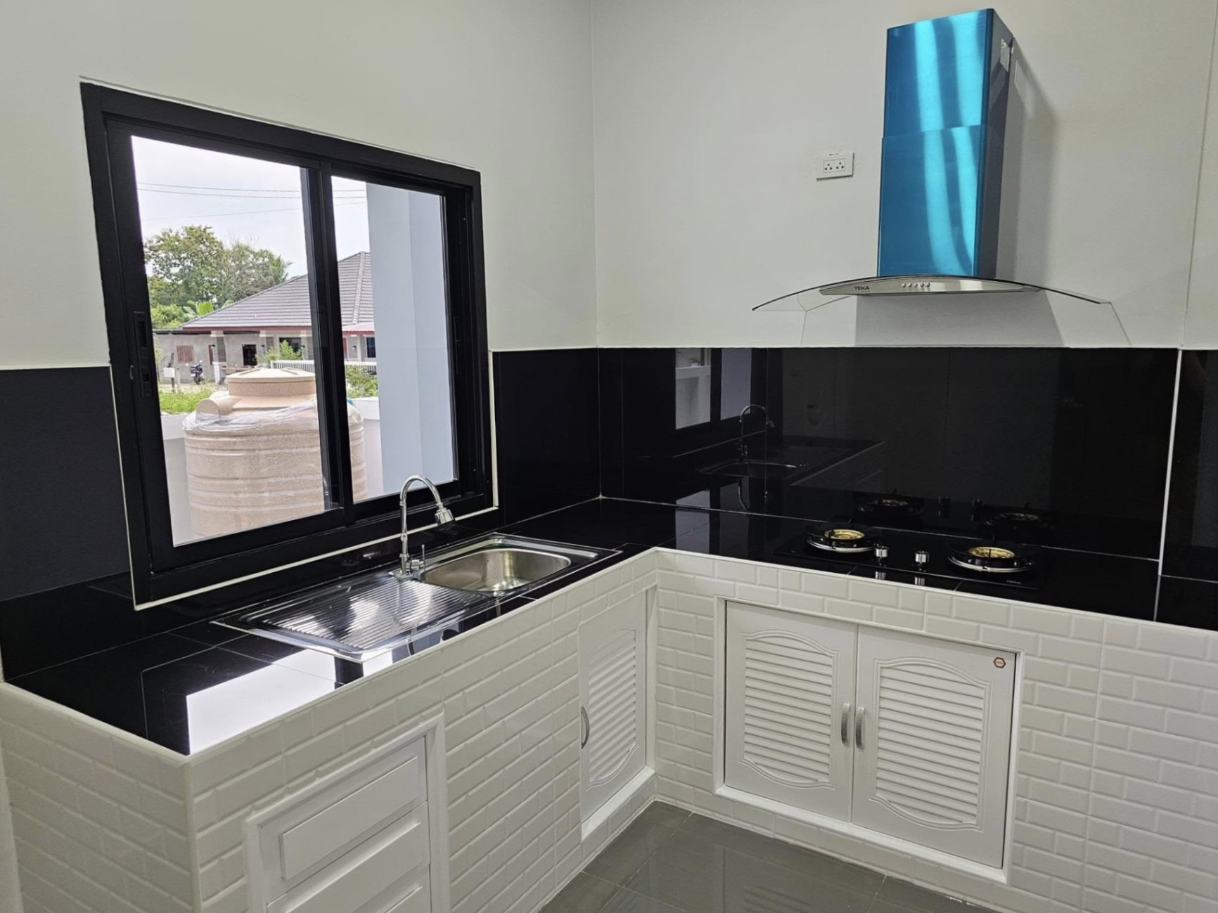 2 Bedroom House For Sale in Yang Noeng, Saraphi, Chiang Mai - Image 3