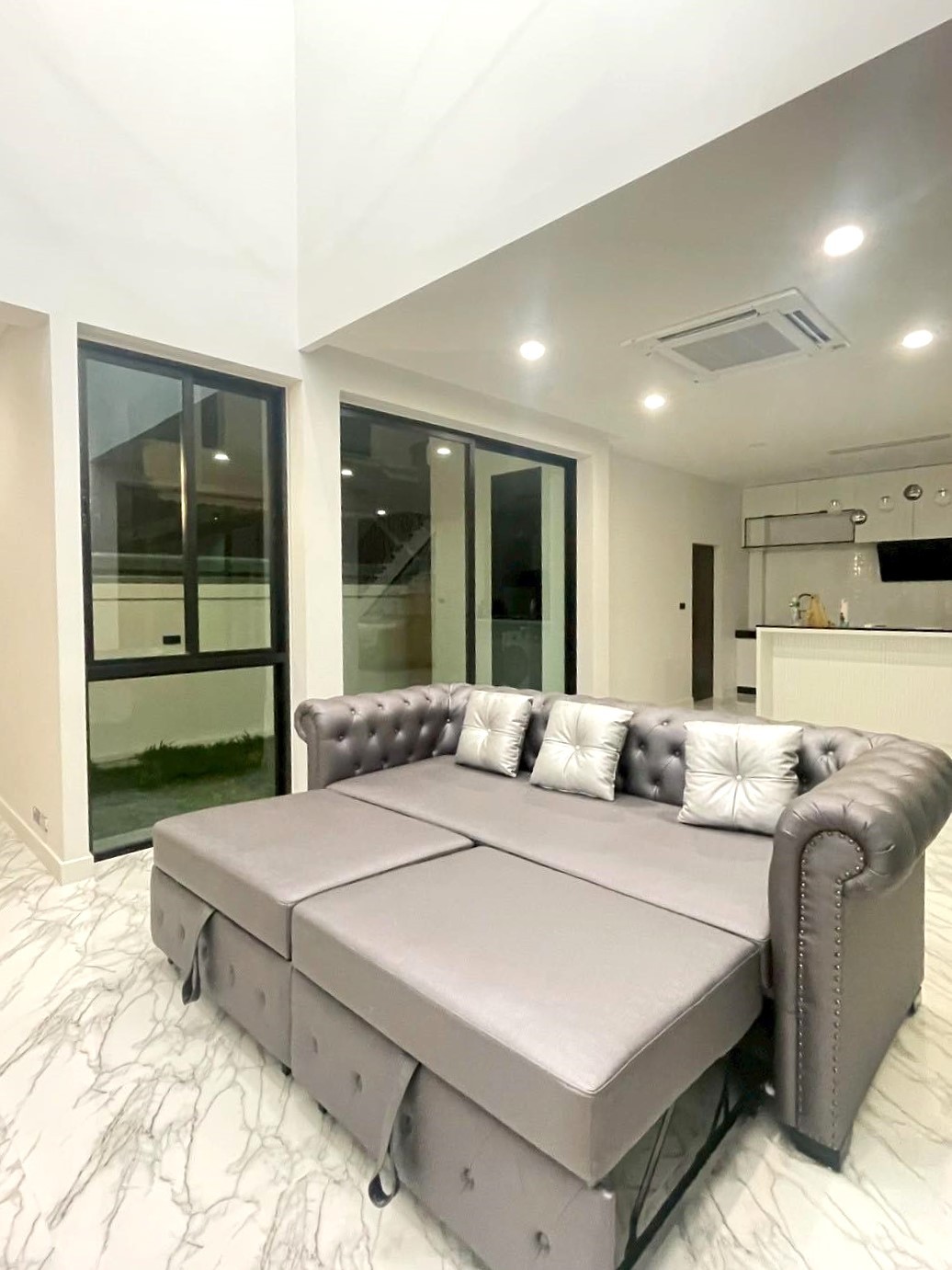 4 Bedroom House For Sale in Ban Waen, Hang Dong, Chiang Mai - Image 4
