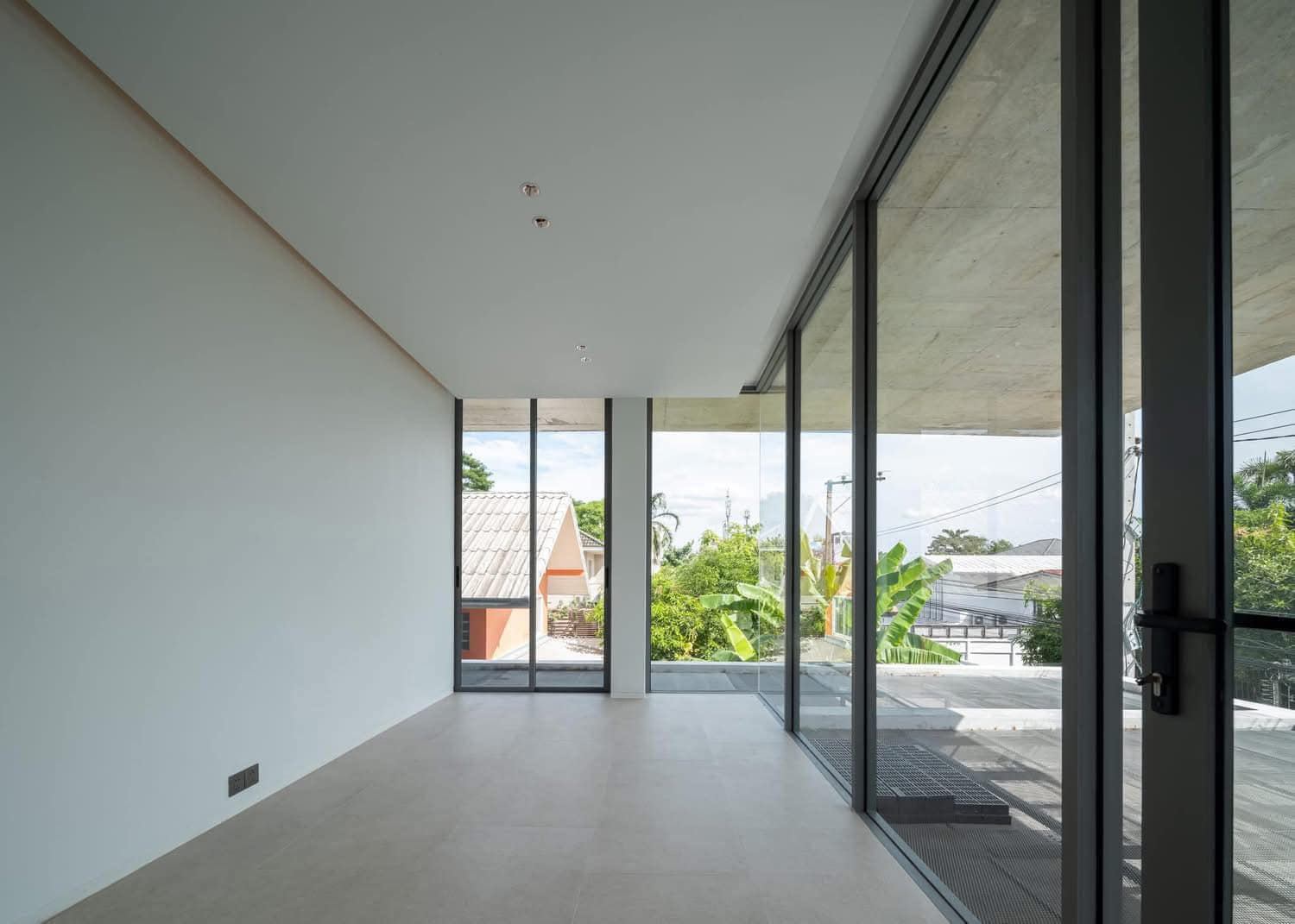 4 Bedroom House For Sale in Phra Khanong Nuea, Vadhana, Bangkok - Image 6