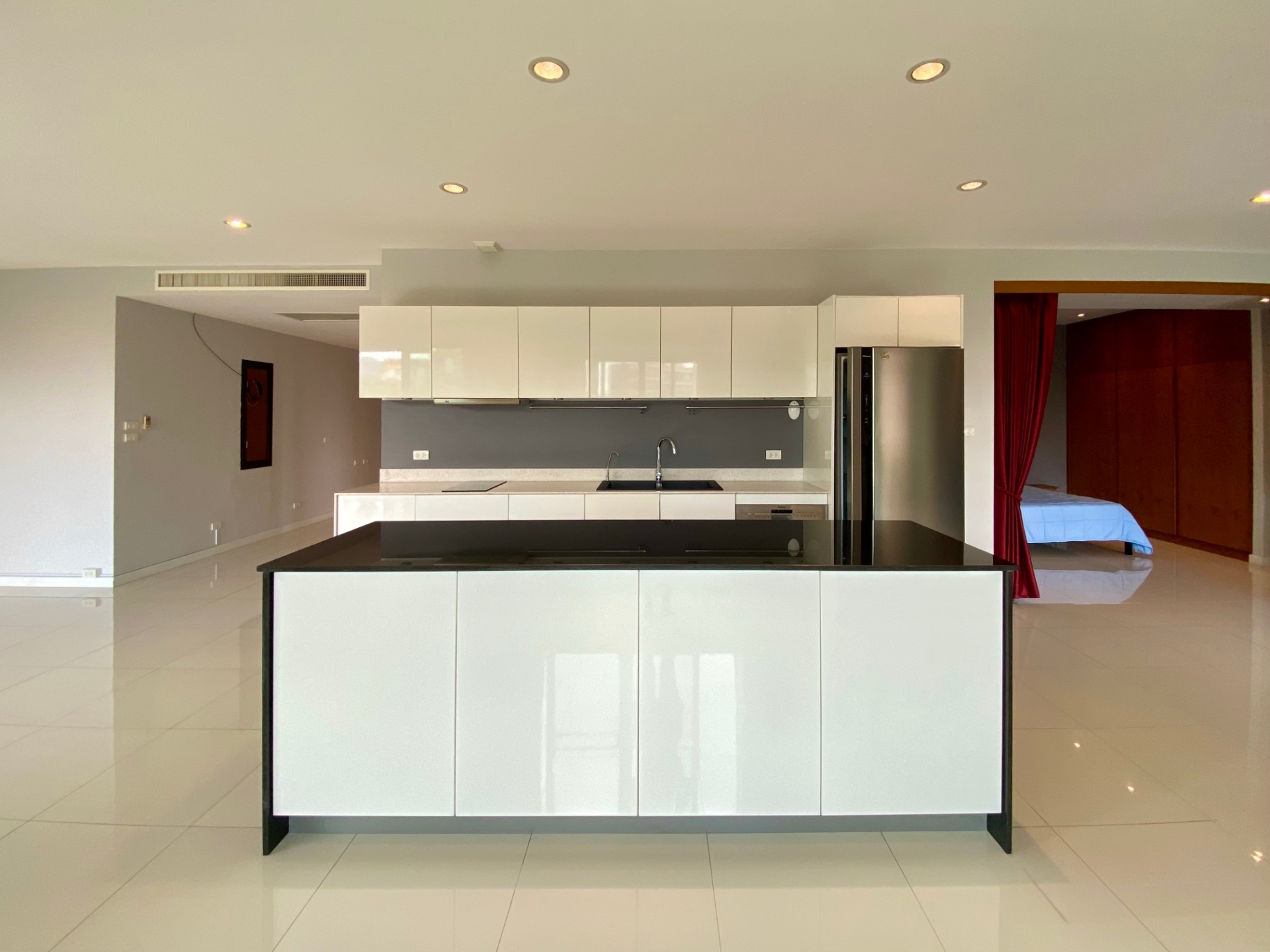 The Resort Condominium - Image 6