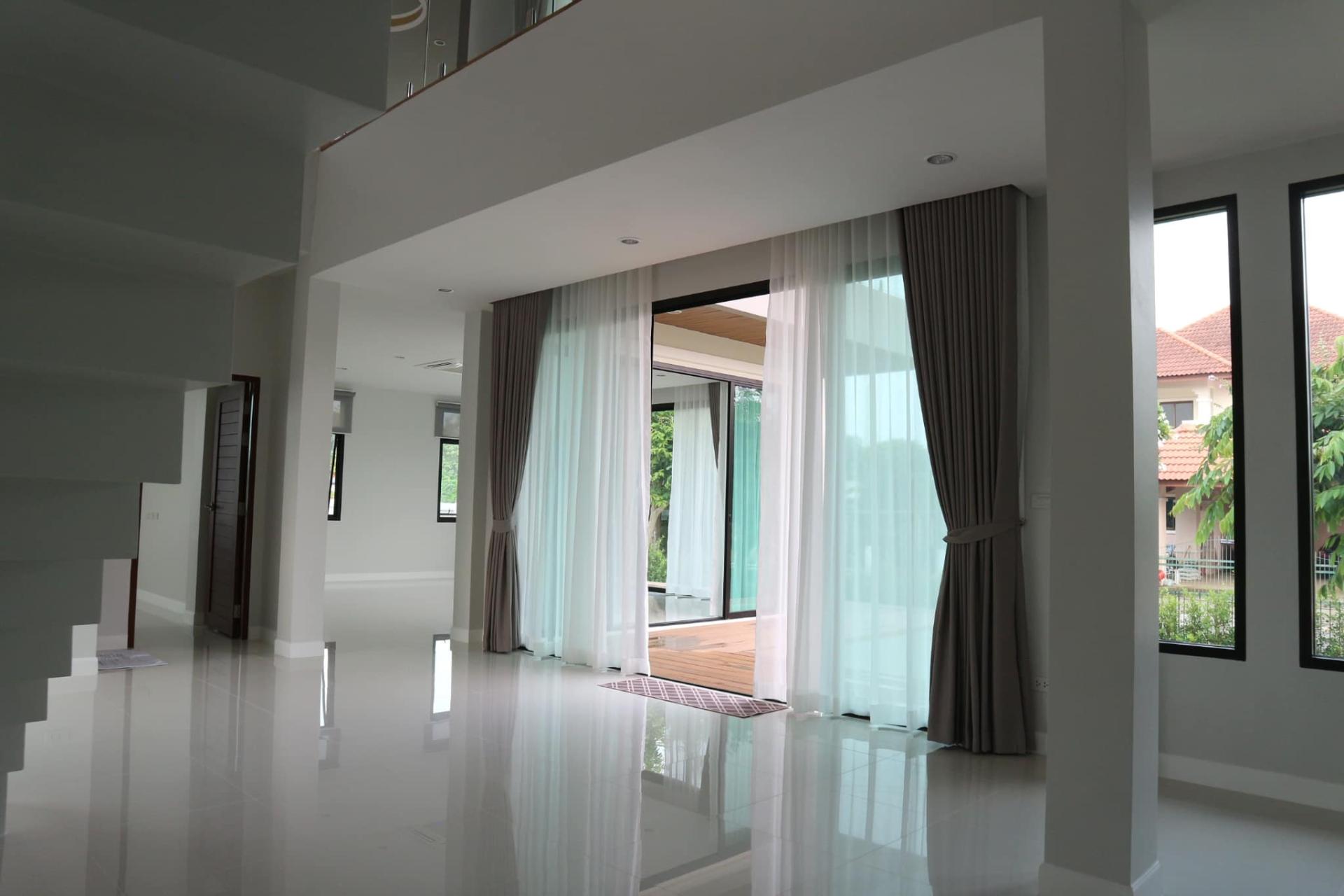 3 Bedroom House For Sale in San Kamphaeng, San Kamphaeng, Chiang Mai - Image 4