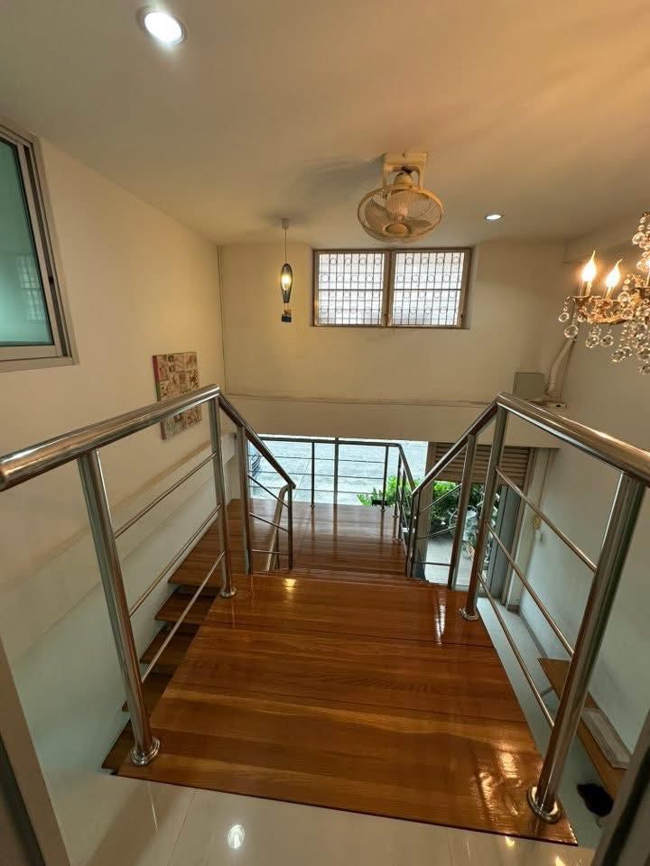  Retail Space For Rent in Phra Khanong, Khlong Toei, Bangkok - Image 6
