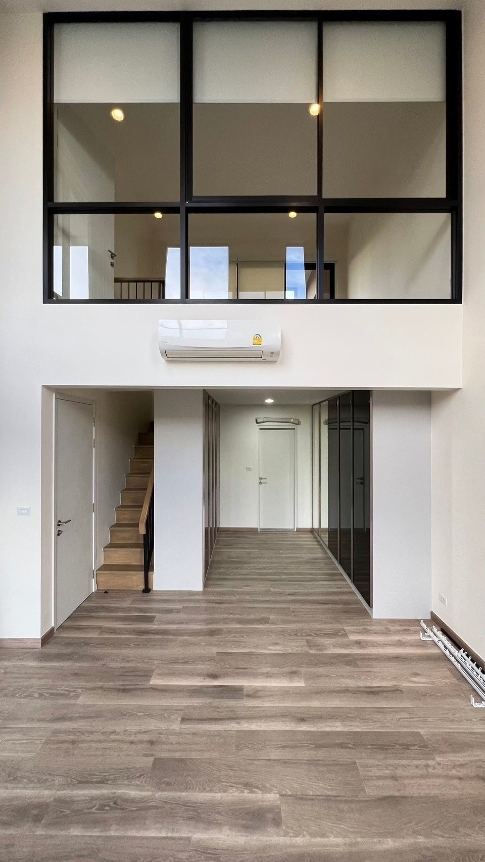 3 Bedroom Townhouse For Sale in Bang Phongphang, Yan Nawa, Bangkok - Image 6