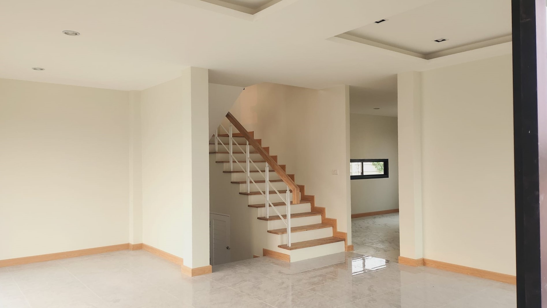 3 Bedroom House For Sale in San Phisuea, Mueang Chiang Mai, Chiang Mai - Image 2