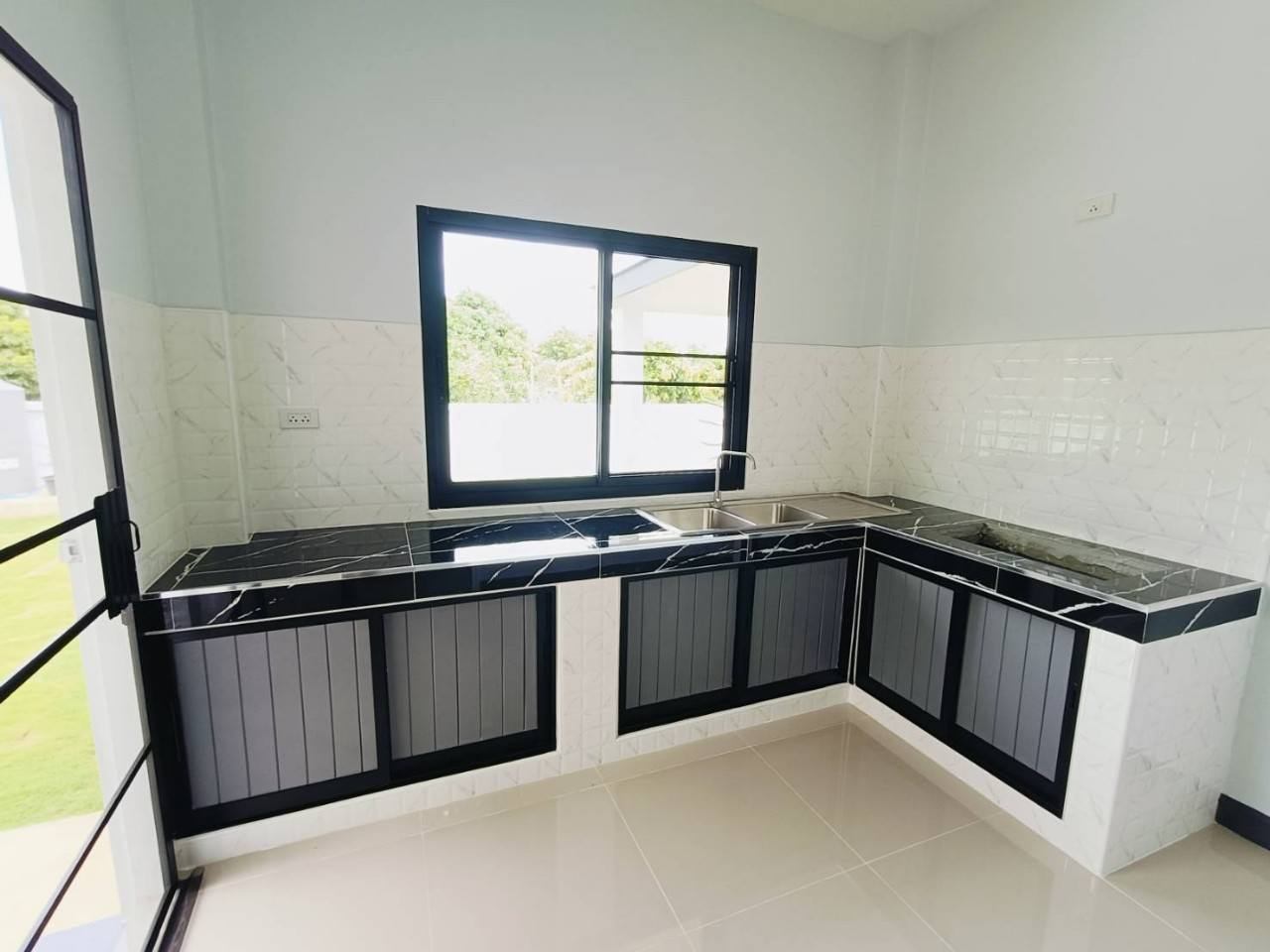 3 Bedroom House For Sale in Nong Tong, Hang Dong, Chiang Mai - Image 4