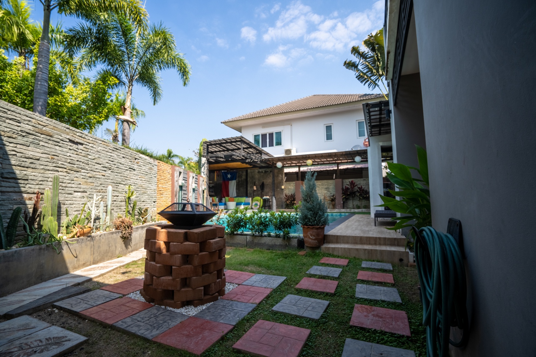 4 Bedroom House For Sale in Mae Hia, Mueang Chiang Mai, Chiang Mai - Image 31